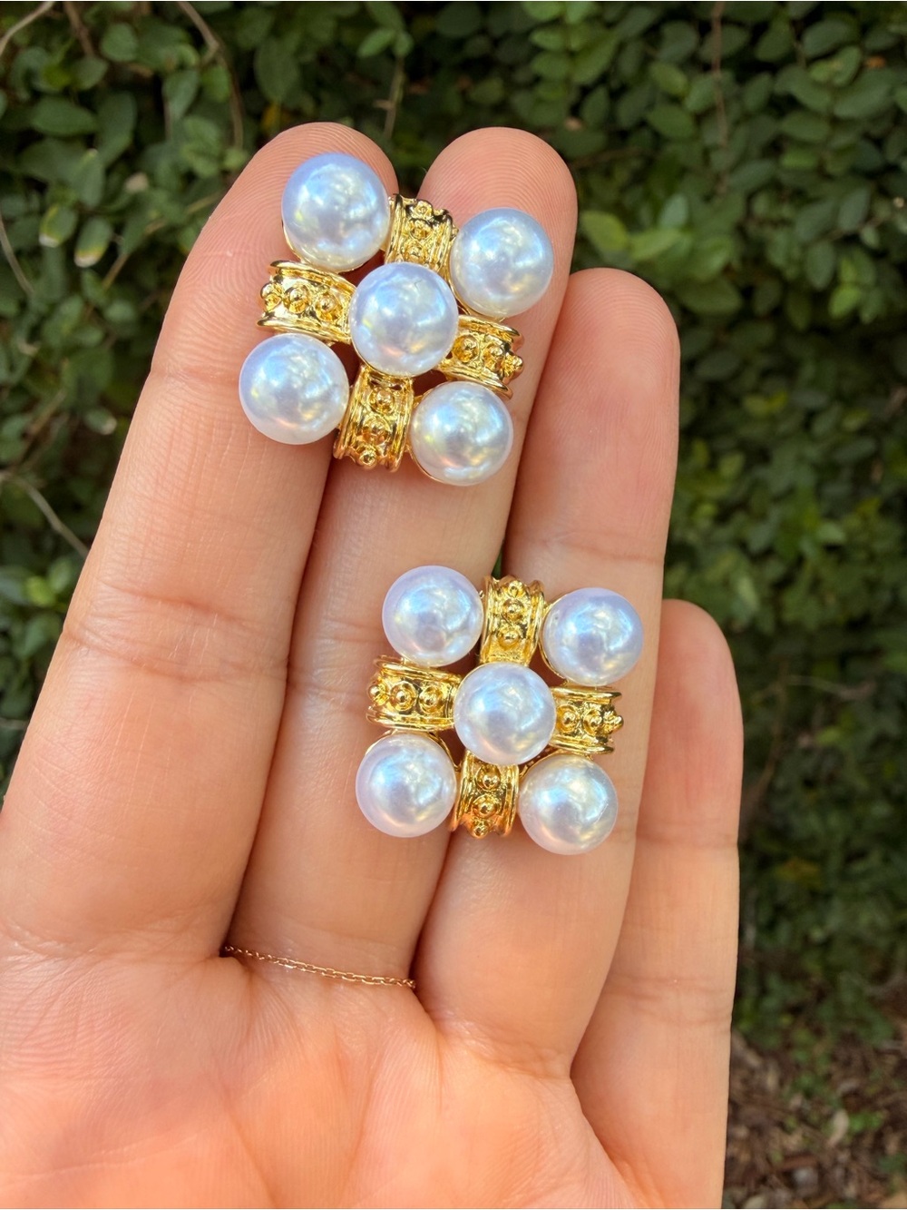 Gold Pearl Cluster Earrings - White Faux Pearls - Picture 4 of 6